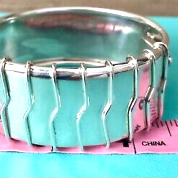 Artisan Sterling Silver 925 Hinge Bangle Bracelet Handcrafted Solid Silver 7” - Picture 3 of 7